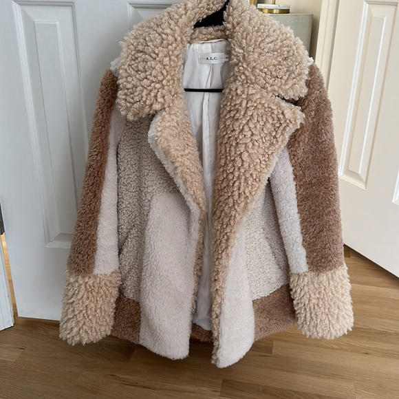 ALC
Women's Stefan Colorblocked Teddy Coat - Picture 3 of 4